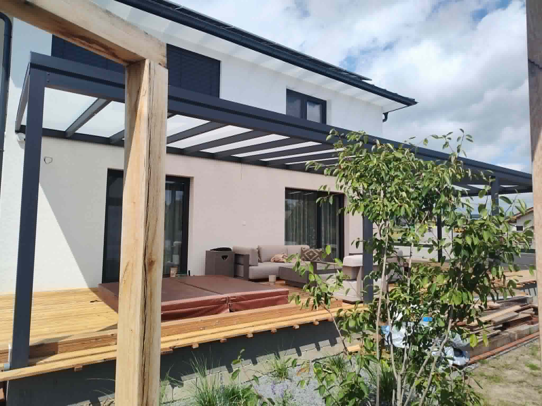 Hliníková pergola realizácia
