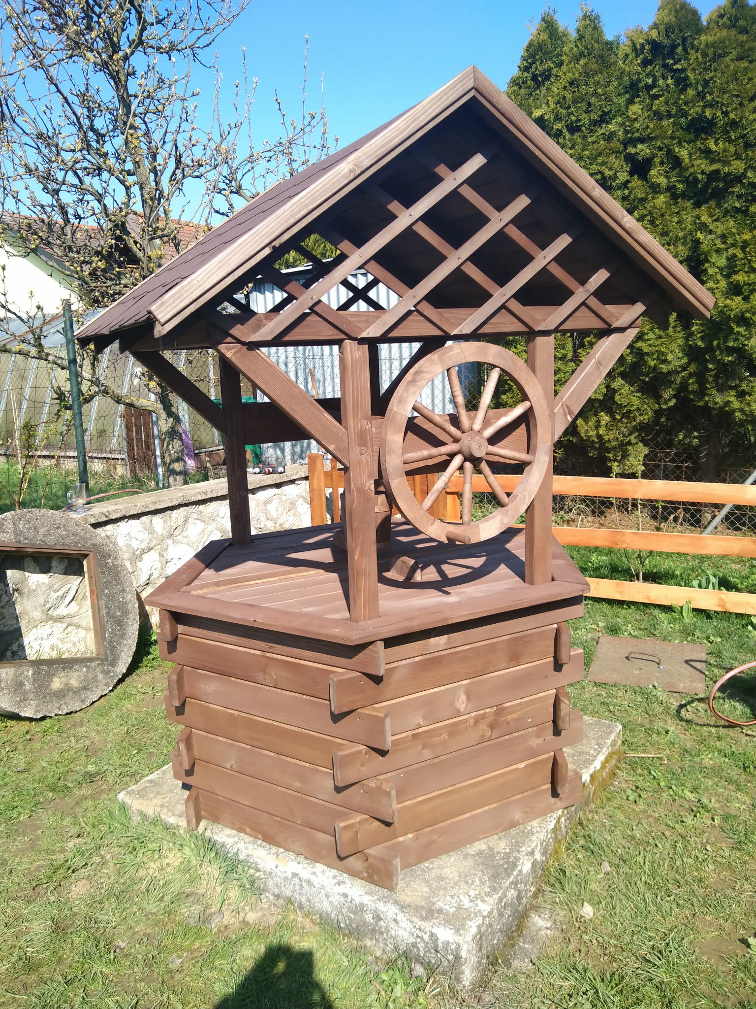 Studňa orech